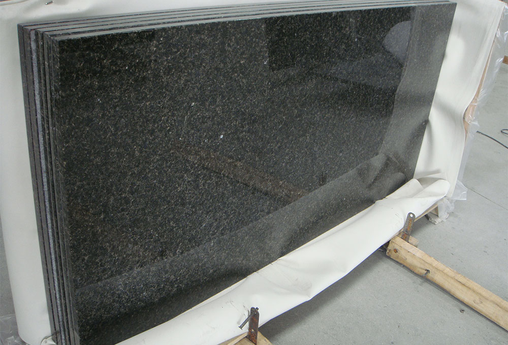 Uba-tuba-granite-(2).jpg